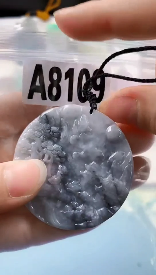 翡翠未镶嵌颈饰天然翡翠吊坠挂件