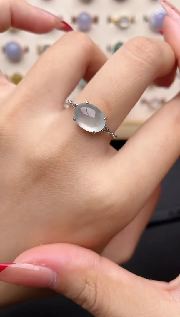 【闪购商品】翡翠戒指银S925镶嵌一物一证一礼盒