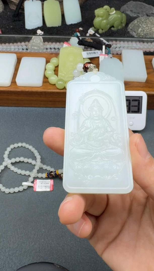 颈饰未镶嵌和田玉2