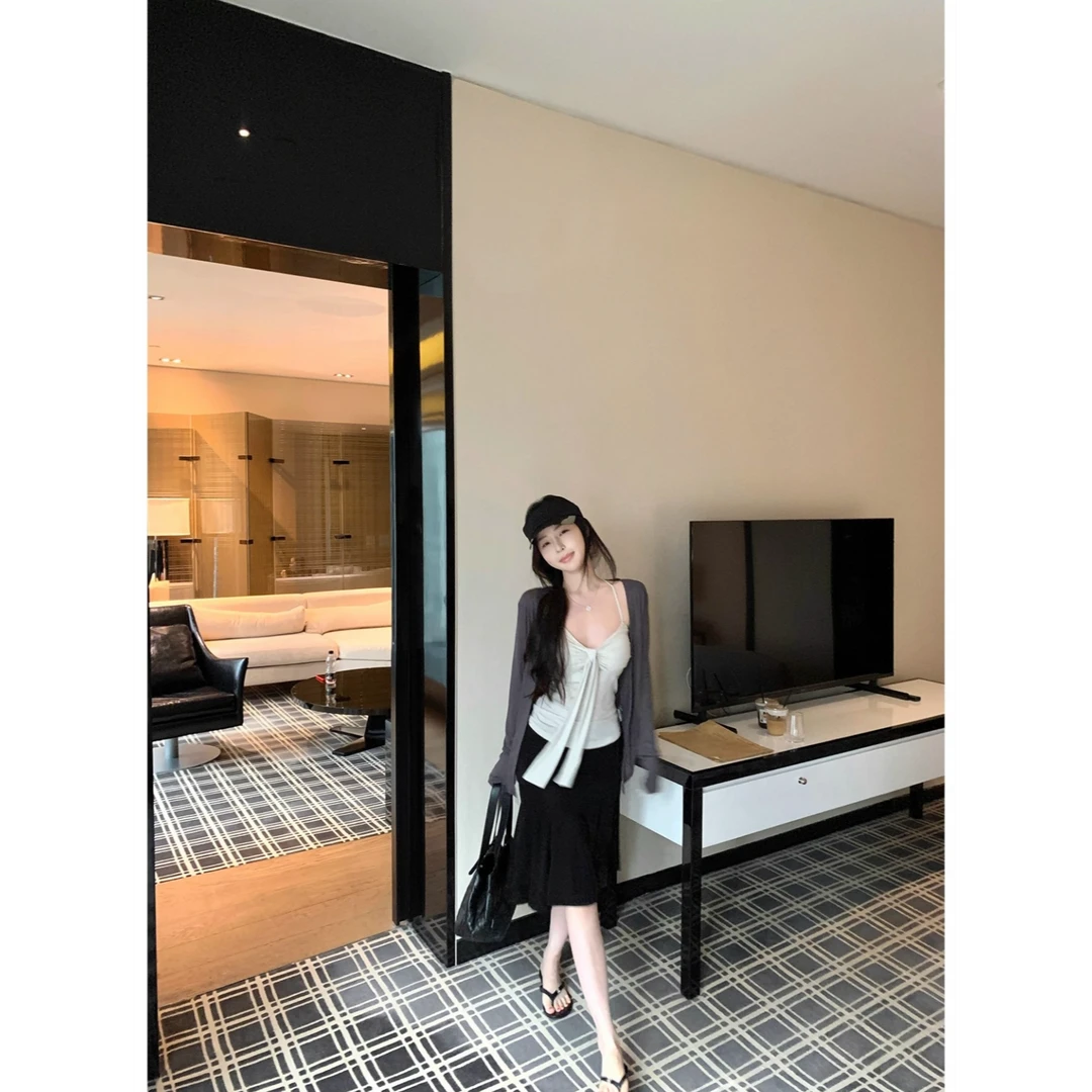 街头漫步 蝴蝶结裹胸吊带背心外穿长袖开衫上衣初秋新款套装女