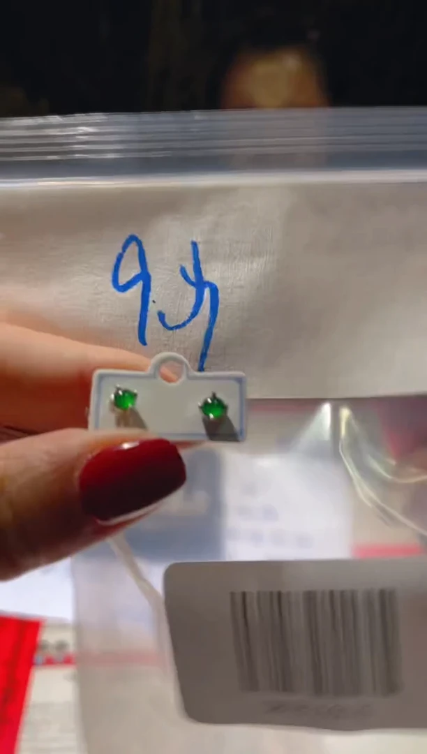 翡翠未镶嵌耳饰天然A货翡翠（多样性发货拍一件发件）