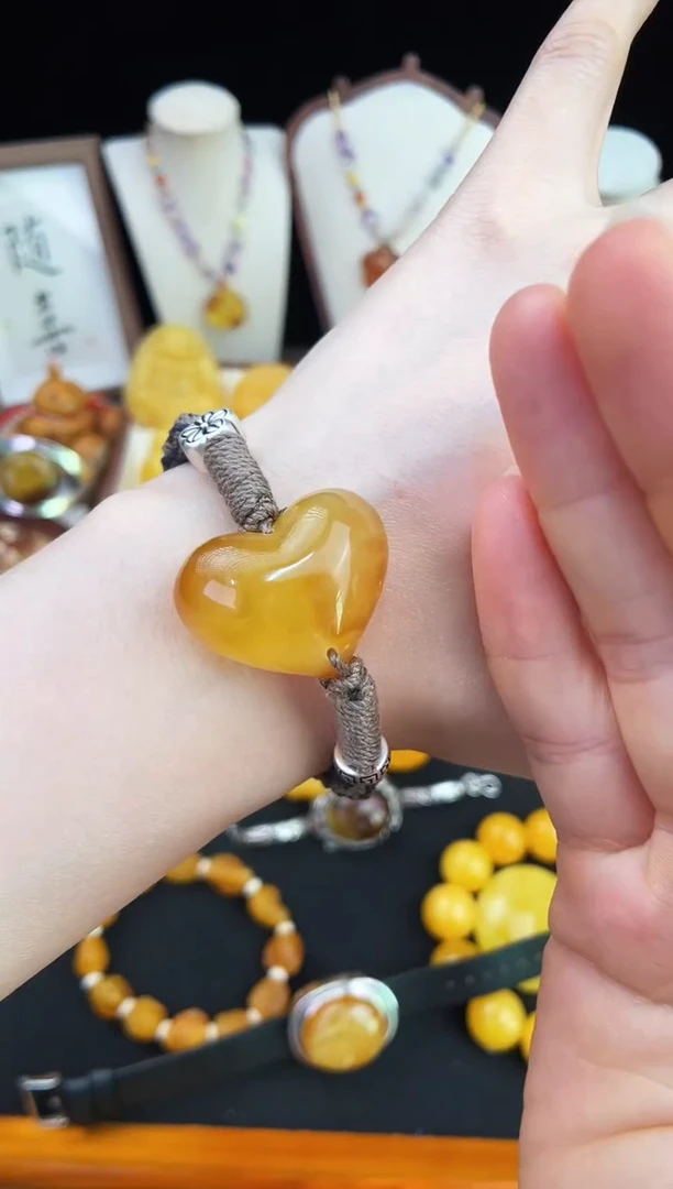 琥珀未镶嵌珠宝奇石柒月
