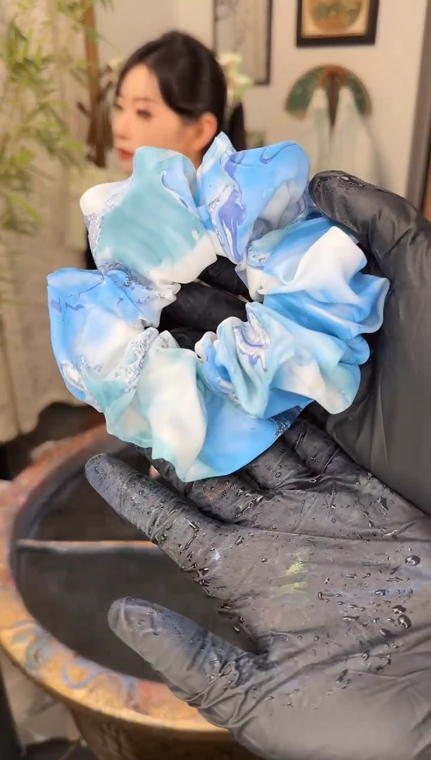 13 蓝色 大肠发圈