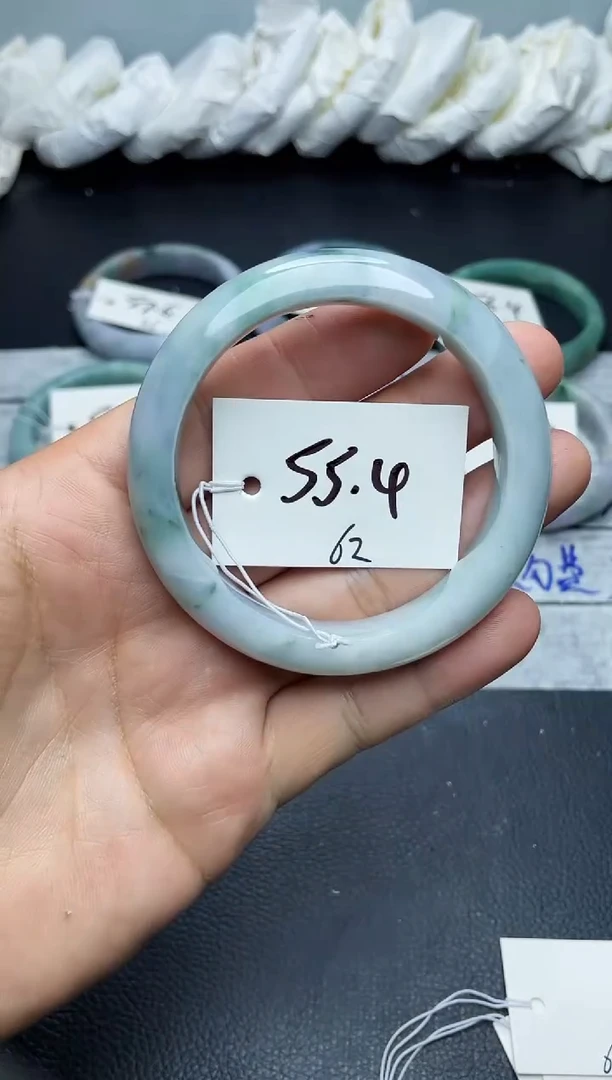 未镶嵌手镯翡翠62