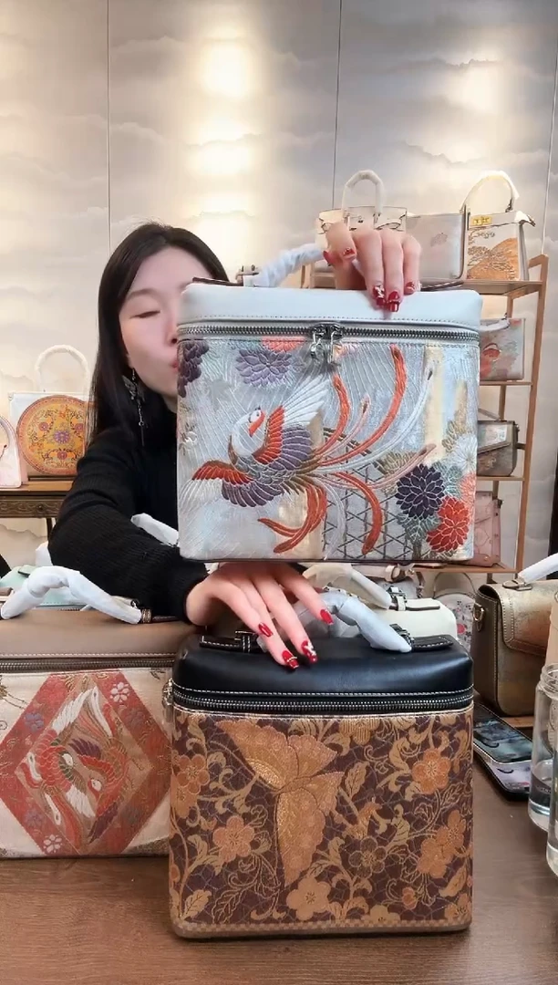 【闪购商品】织绣【13号】岁玺子兮头层牛皮 双肩包