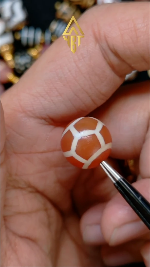 未镶嵌配饰玛瑙/玉髓PYU足球单珠直径14