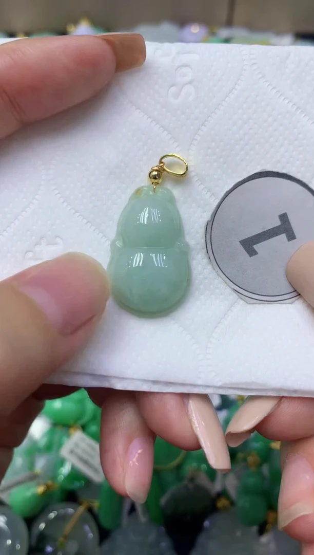 颈饰未镶嵌翡翠天然缅甸翡翠A货