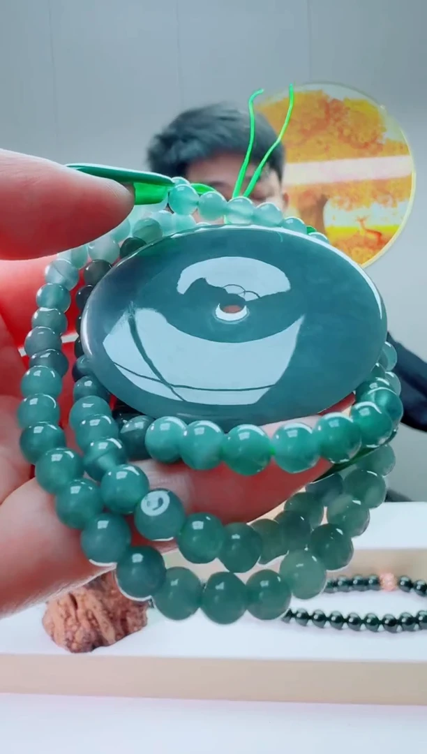 翡翠未镶嵌颈饰多样性随机发其一