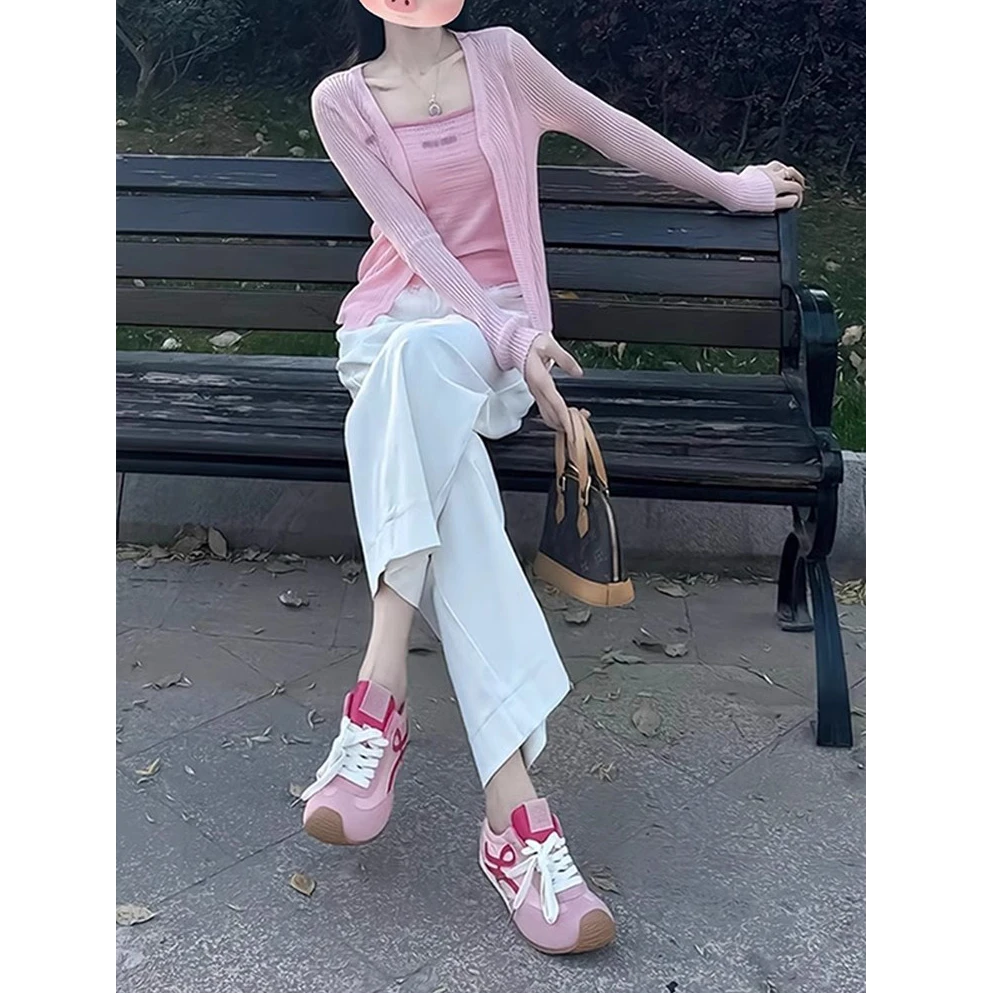 温柔风韩系时尚粉背心吊带针织开衫女通勤百搭休闲牛仔裤三件套春