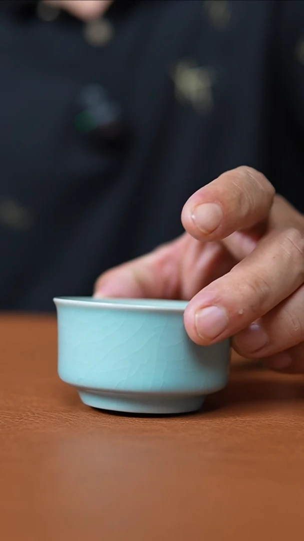 杯仿古天青小唇口杯一级