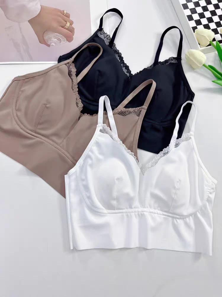 Z.X 蕾丝拼接兔耳朵内衣 9446