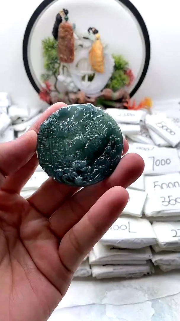 颈饰未镶嵌翡翠大鹏展翅