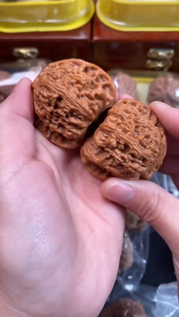 把件文玩核桃白狮子42尺s048