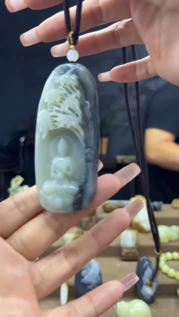 颈饰未镶嵌和田玉1