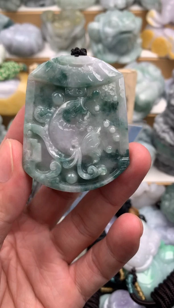 吊坠(不含链)未镶嵌翡翠1