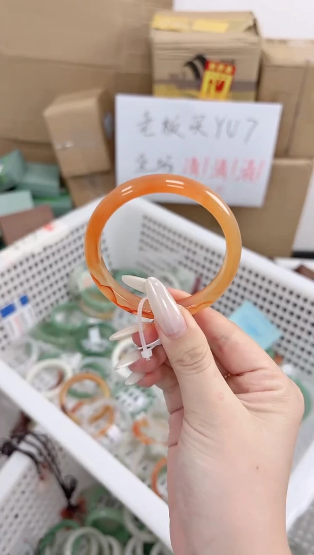 石英质玉手镯未镶嵌K126-55