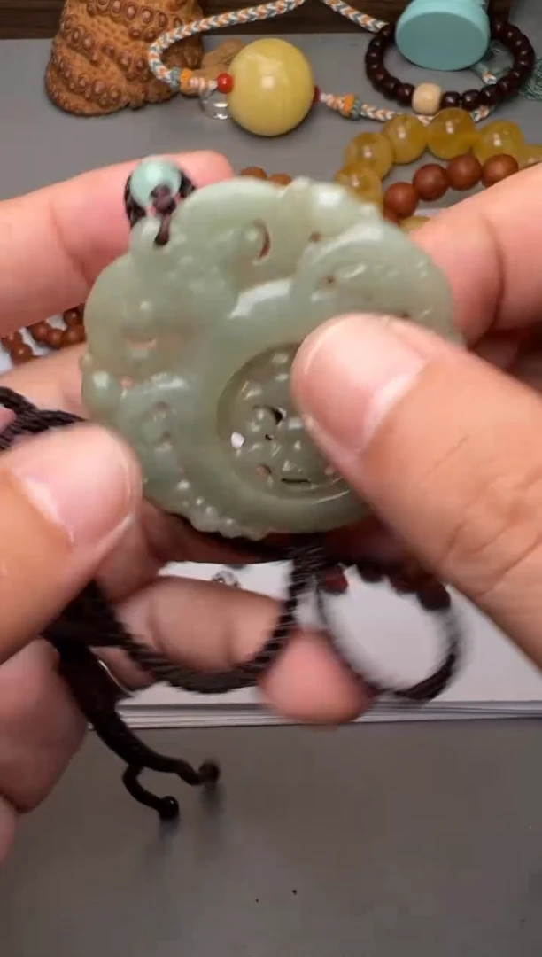 吊坠(赠链)未镶嵌翡翠翡翠牌子