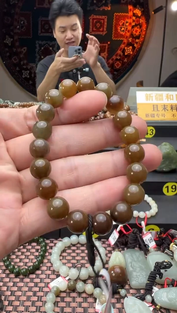 未镶嵌手串和田玉且末料糖手串卡10