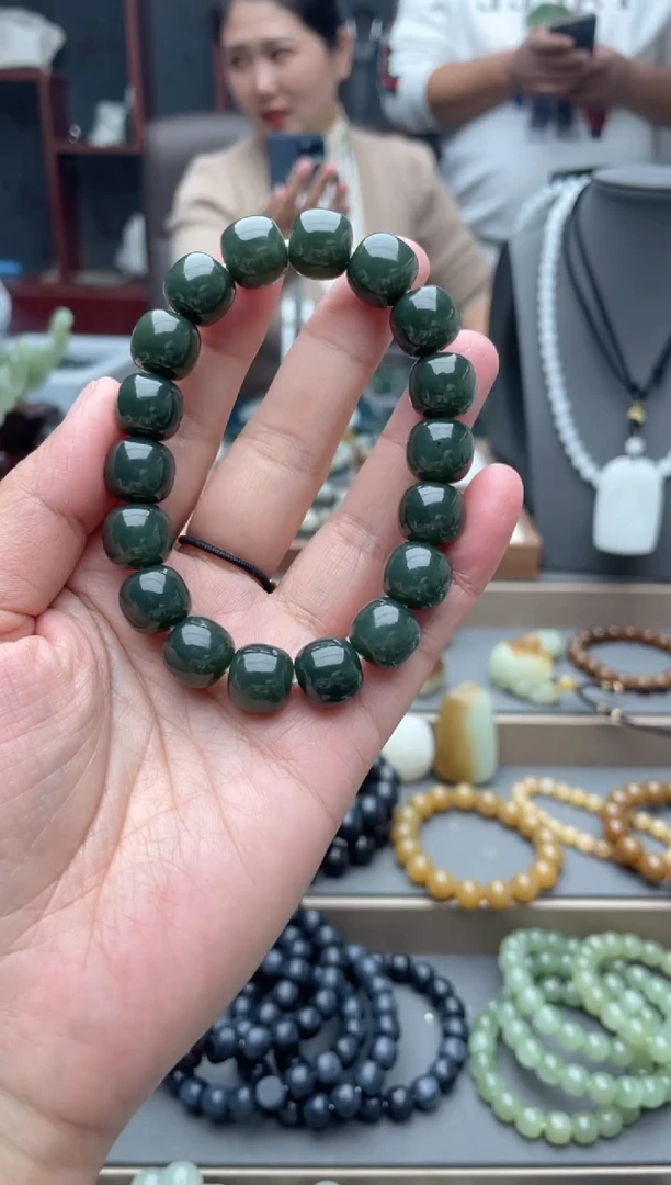 未镶嵌手串和田玉和田玉卡12