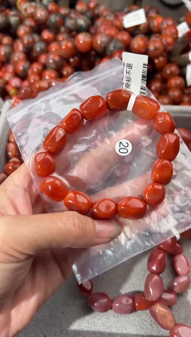 南红玛瑙手串未镶嵌11