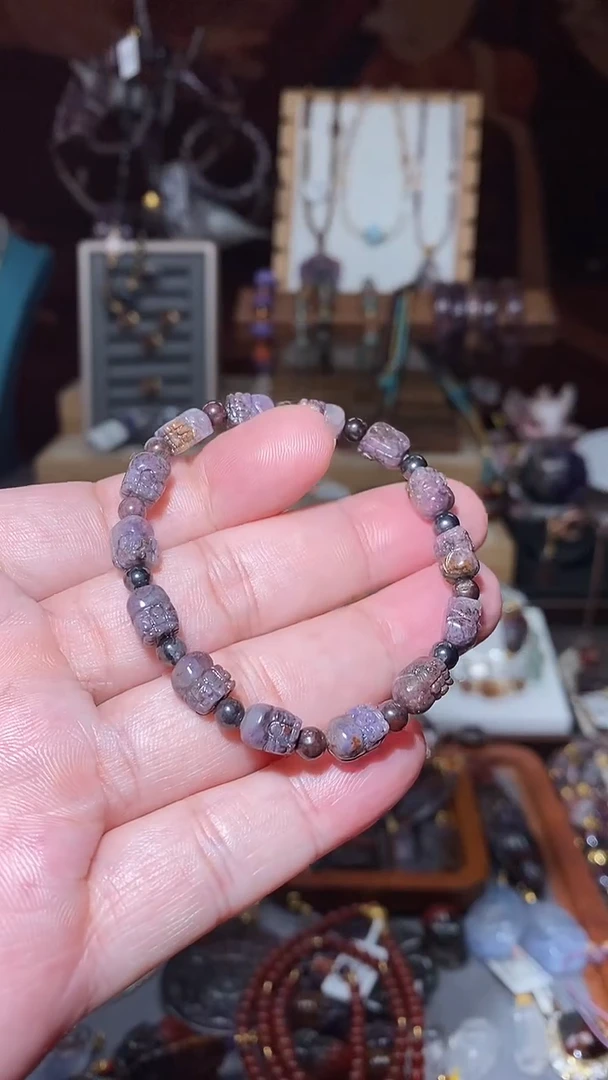 未镶嵌苏纪石（舒俱来）貔貅阵多样性