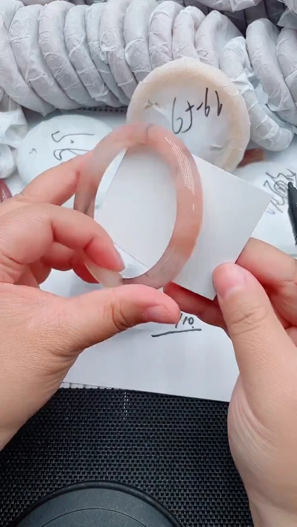 未镶嵌手镯石英质玉124-60-61