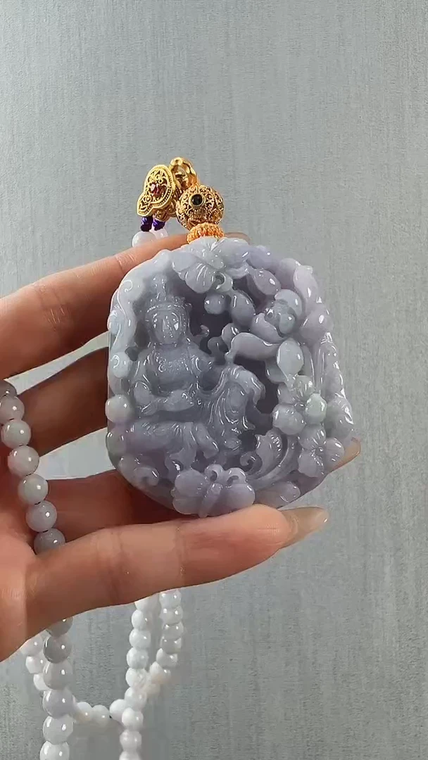 颈饰未镶嵌翡翠观音