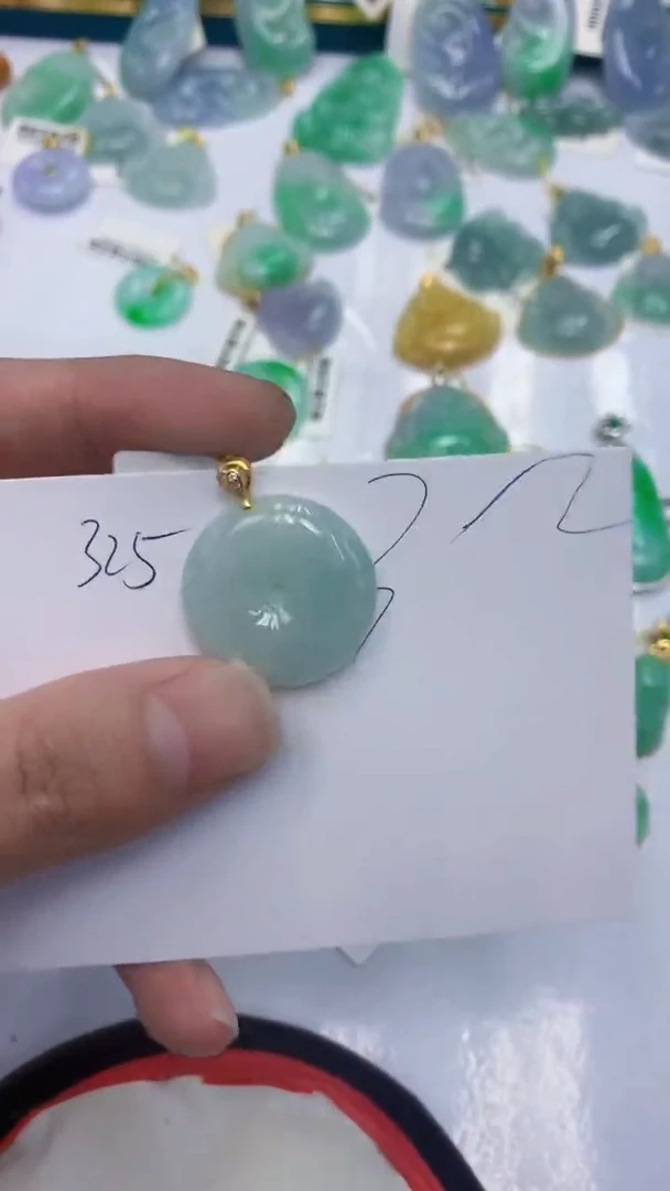 颈饰未镶嵌翡翠1111111