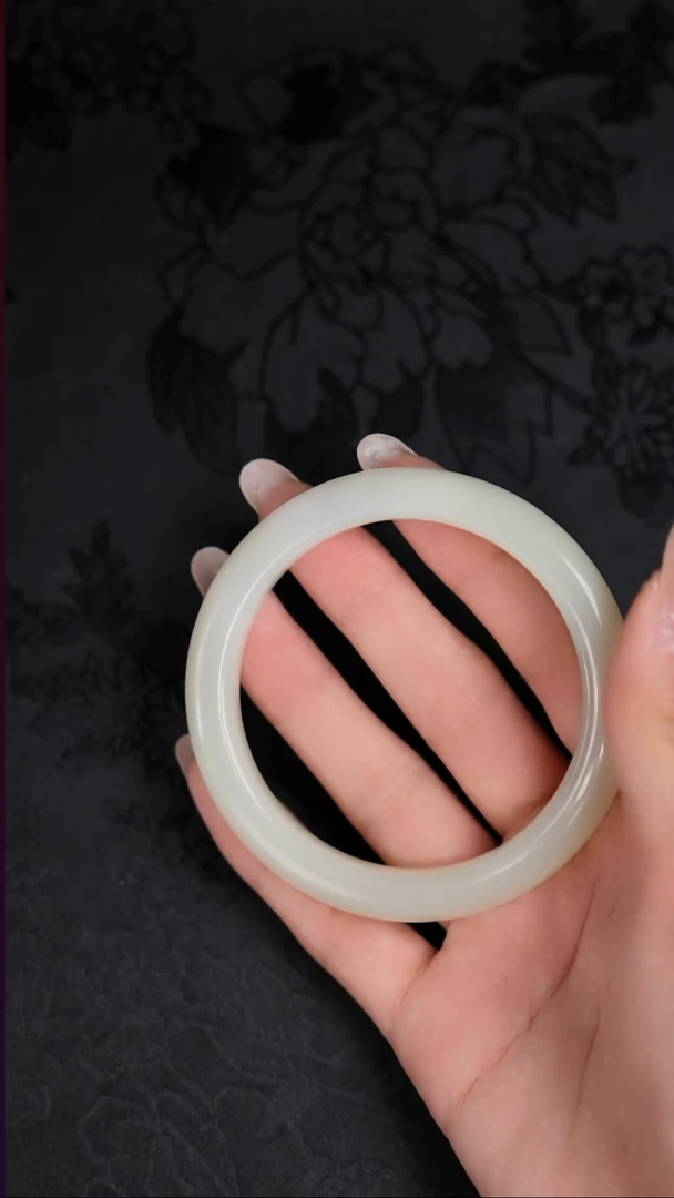 未镶嵌手镯和田玉工厂抛货 不退不换 多样性发其1