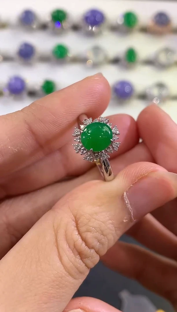 翡翠戒指18K金镶嵌B82