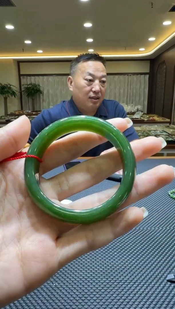 颈饰未镶嵌和田玉手镯53