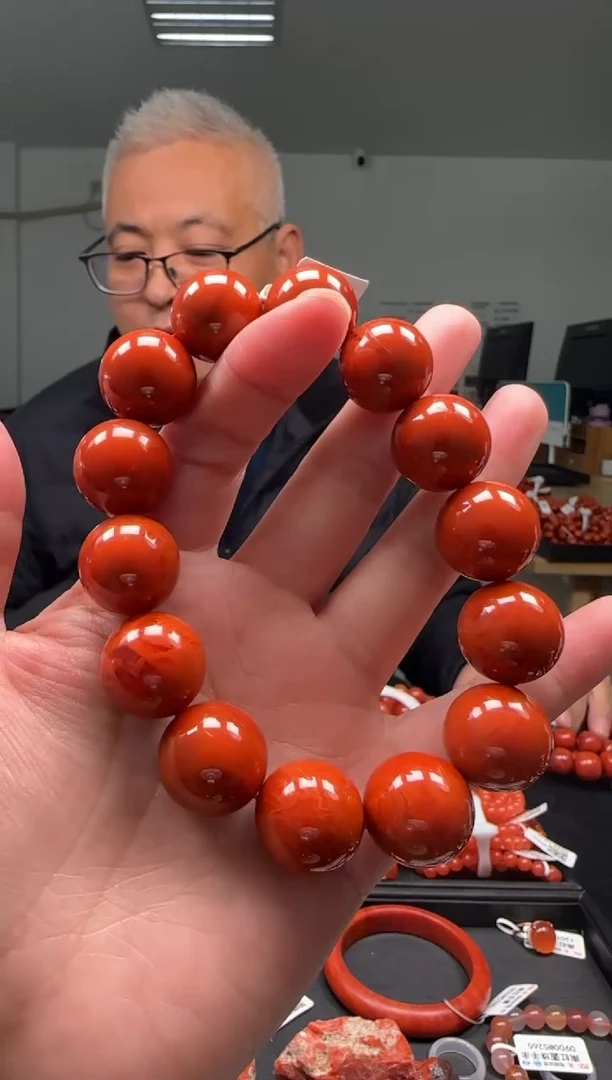 【闪购商品】南红玛瑙17mm瓦西手串圆珠未镶嵌多样性发一件