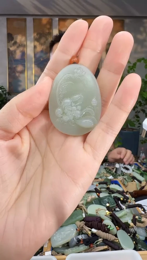 未镶嵌和田玉挂件拍一发一
