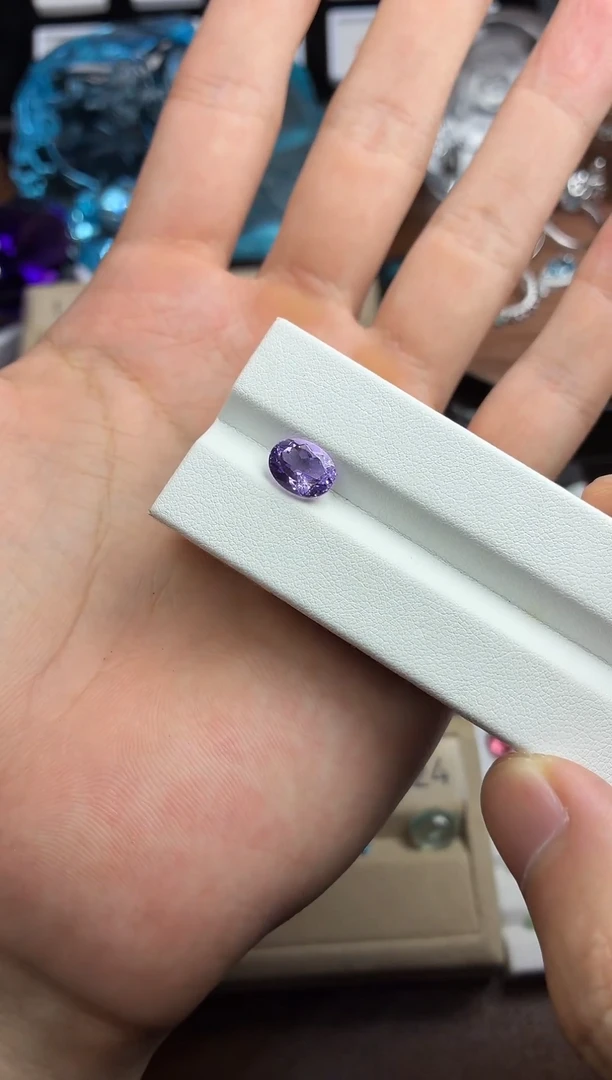 未镶嵌珠宝半成品紫晶天然紫水晶裸石未镶嵌一粒尺寸7X9
