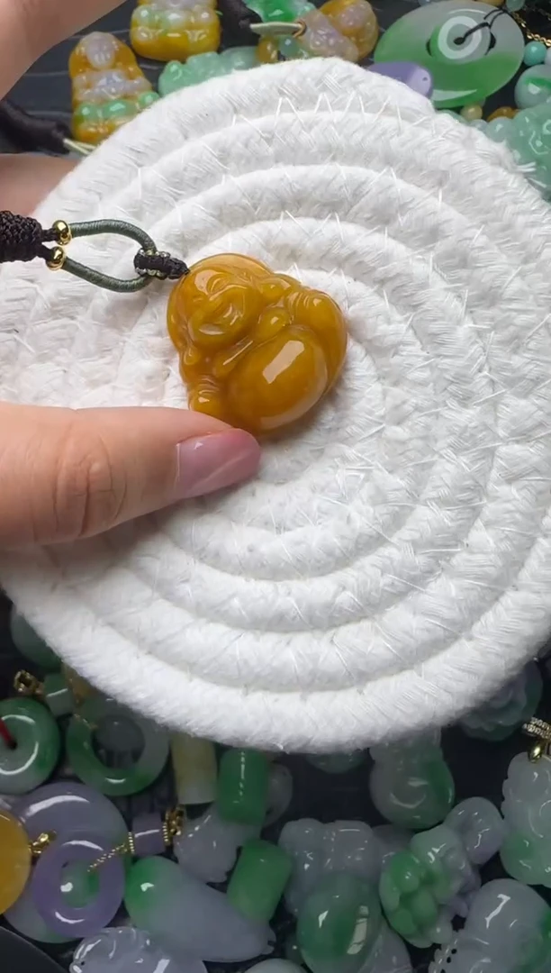 颈饰未镶嵌翡翠缅甸翡翠吊坠
