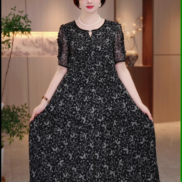 夏季新款大码女装连衣裙遮肉显瘦加肥加大款显瘦高级感时尚简约