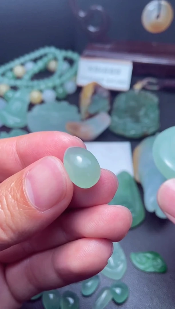 未镶嵌定制翡翠a货翡翠