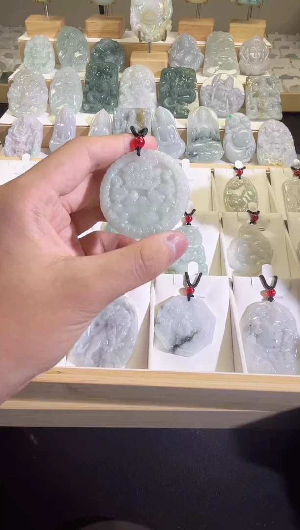 颈饰未镶嵌翡翠11/13    118