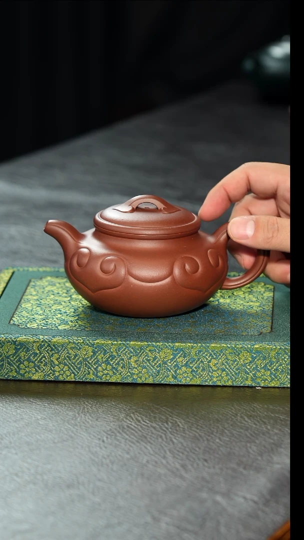 茶壶紫砂汪*书预定半手精工底槽清仿古如意