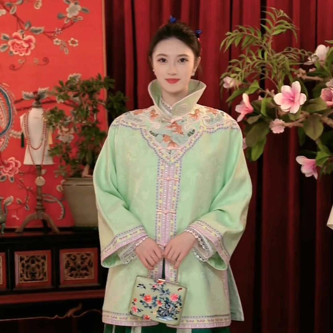 【煜秀堂】“青纱帐”传统中式重工刺绣花盆领太太服