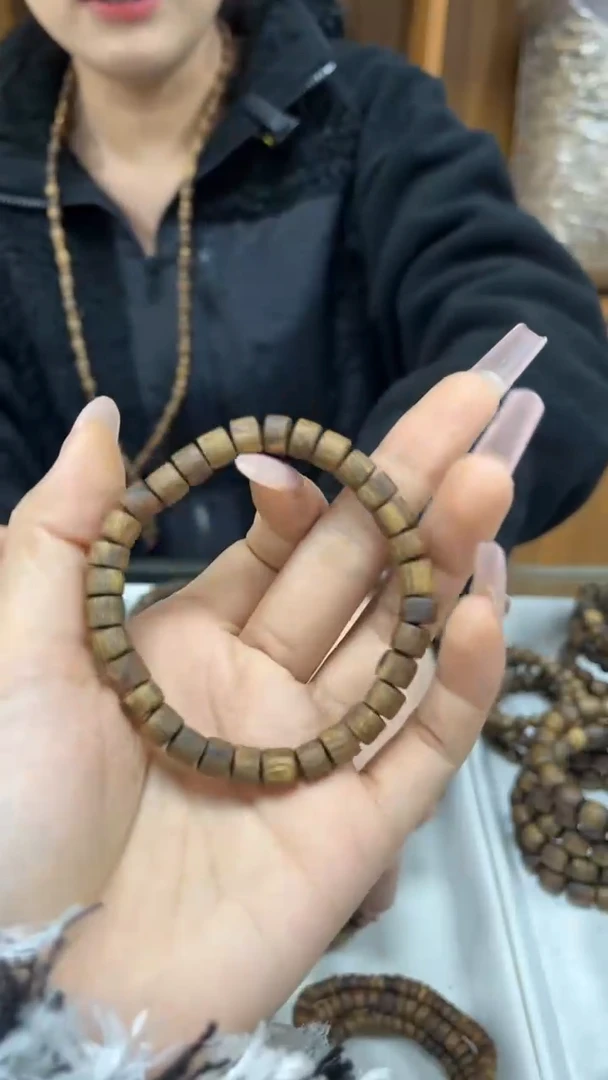 【闪购商品】沉香手串0.6药片珠单圈多样性发1