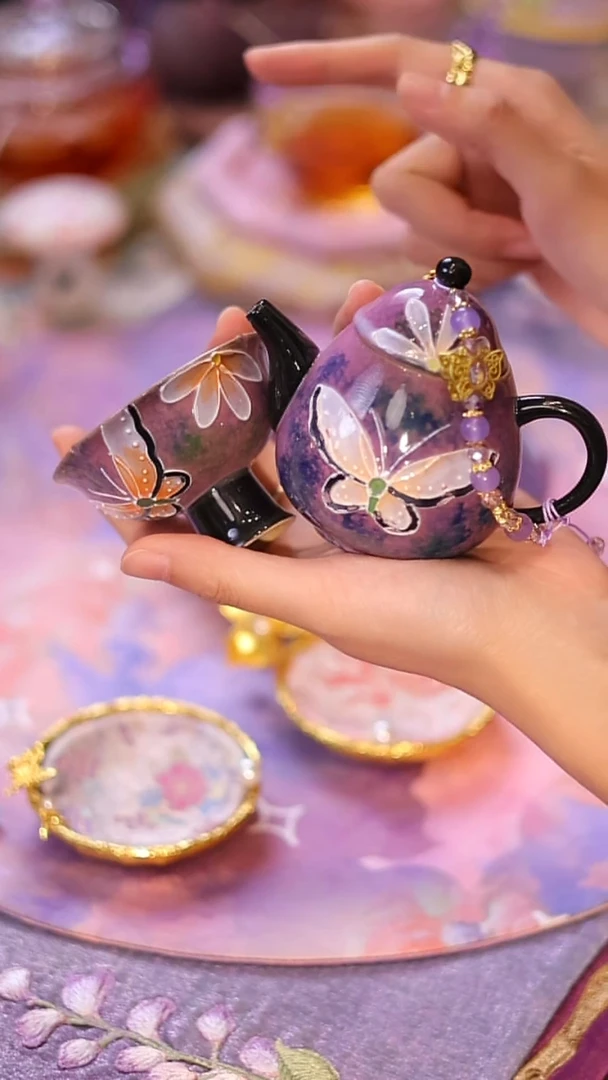 山怂阿卿直播间@@三件套