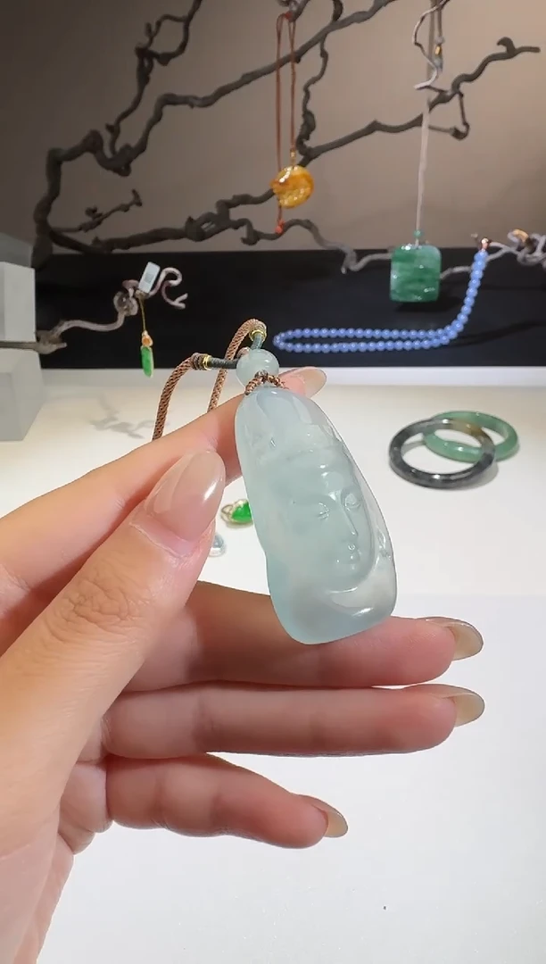 【闪购商品】翡翠颈饰未镶嵌【鑫鑫】