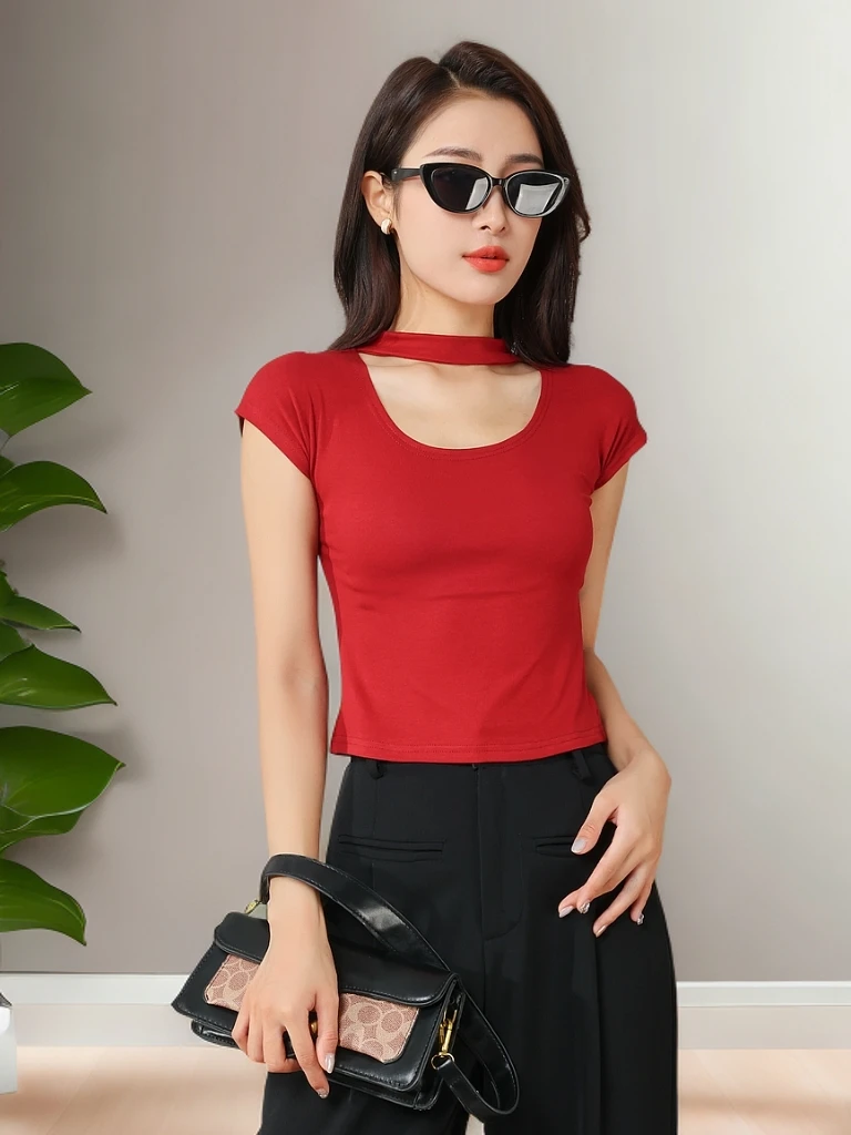 网红洋气炸街百搭短款气质性感洋气衣服短袖小众炸街高级感女装