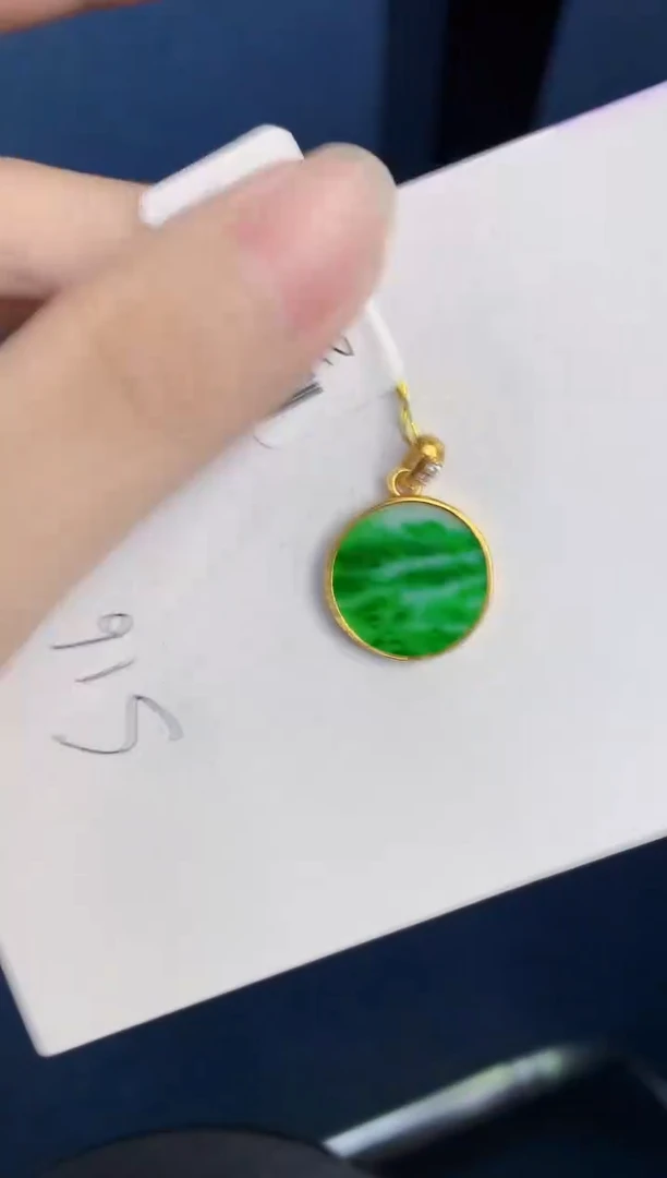 颈饰未镶嵌翡翠天然翡翠缅甸A货