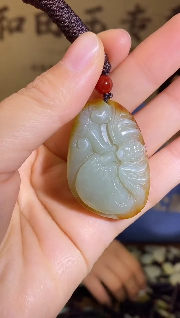 颈饰未镶嵌和田玉1