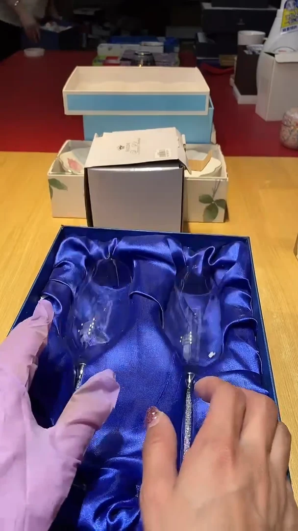 瓷片生活的本意是开心啊@@1