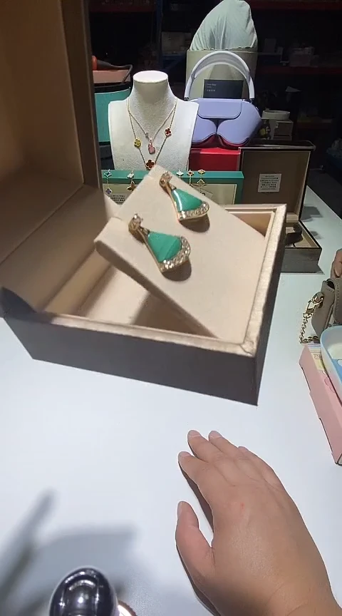 瓷片生活的本意就是开心@@1