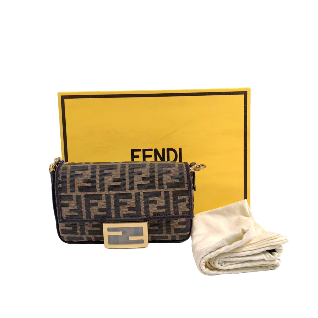99新 FENDI/芬迪 安洁利严选斜挎包/YH011537
