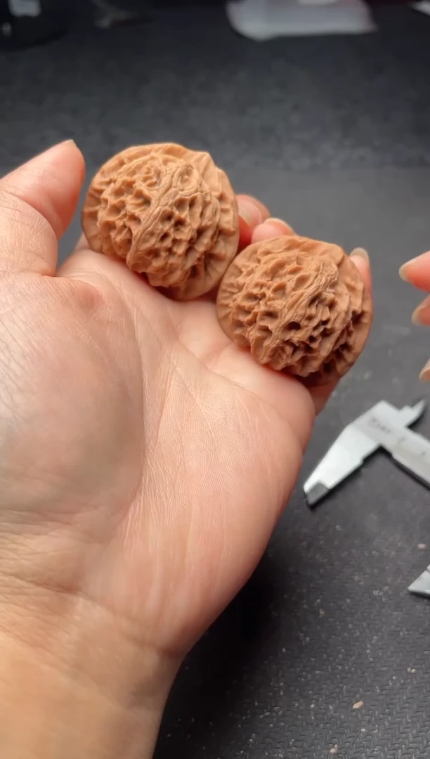 把件文玩核桃w124  43尺  宫灯